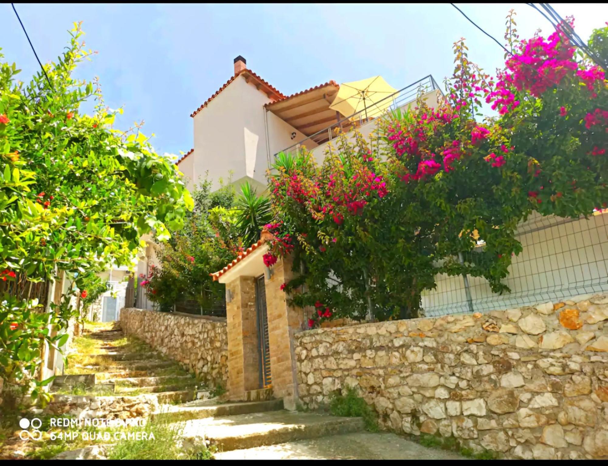 Bourbos Summer Rooms Himara Kültér fotó